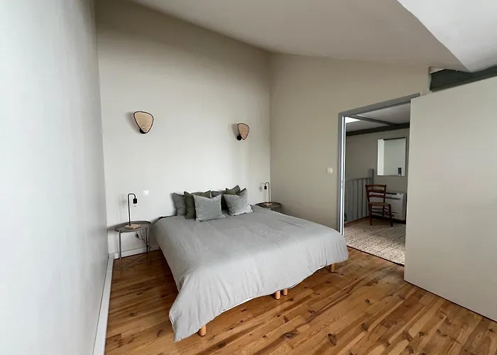 Centre 3 Chambres, Patio Prive, Garage, Linge Et Menage Inclus * Narbonne